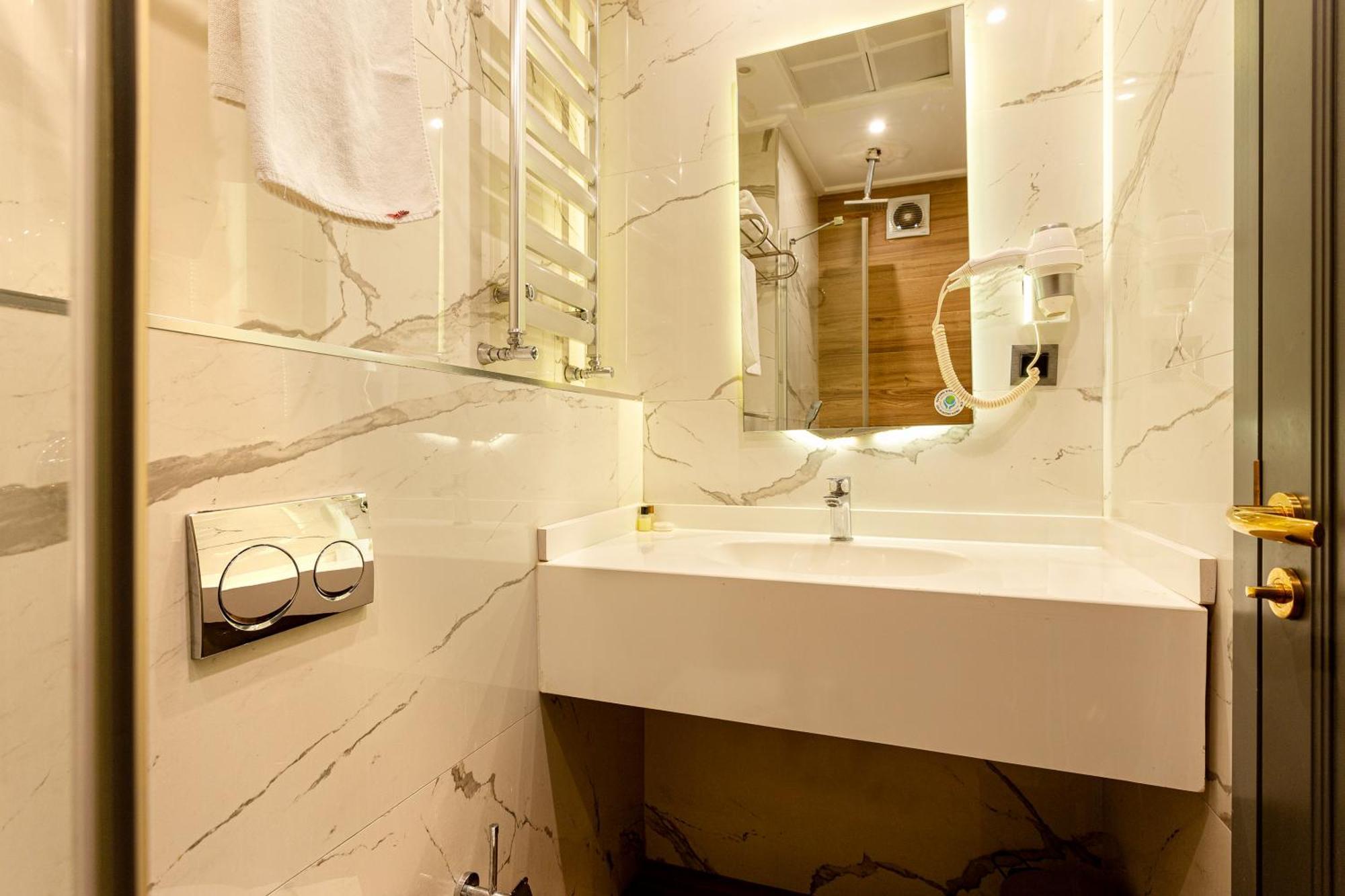 Santra Hotel อิสตันบูล ภายนอก รูปภาพ