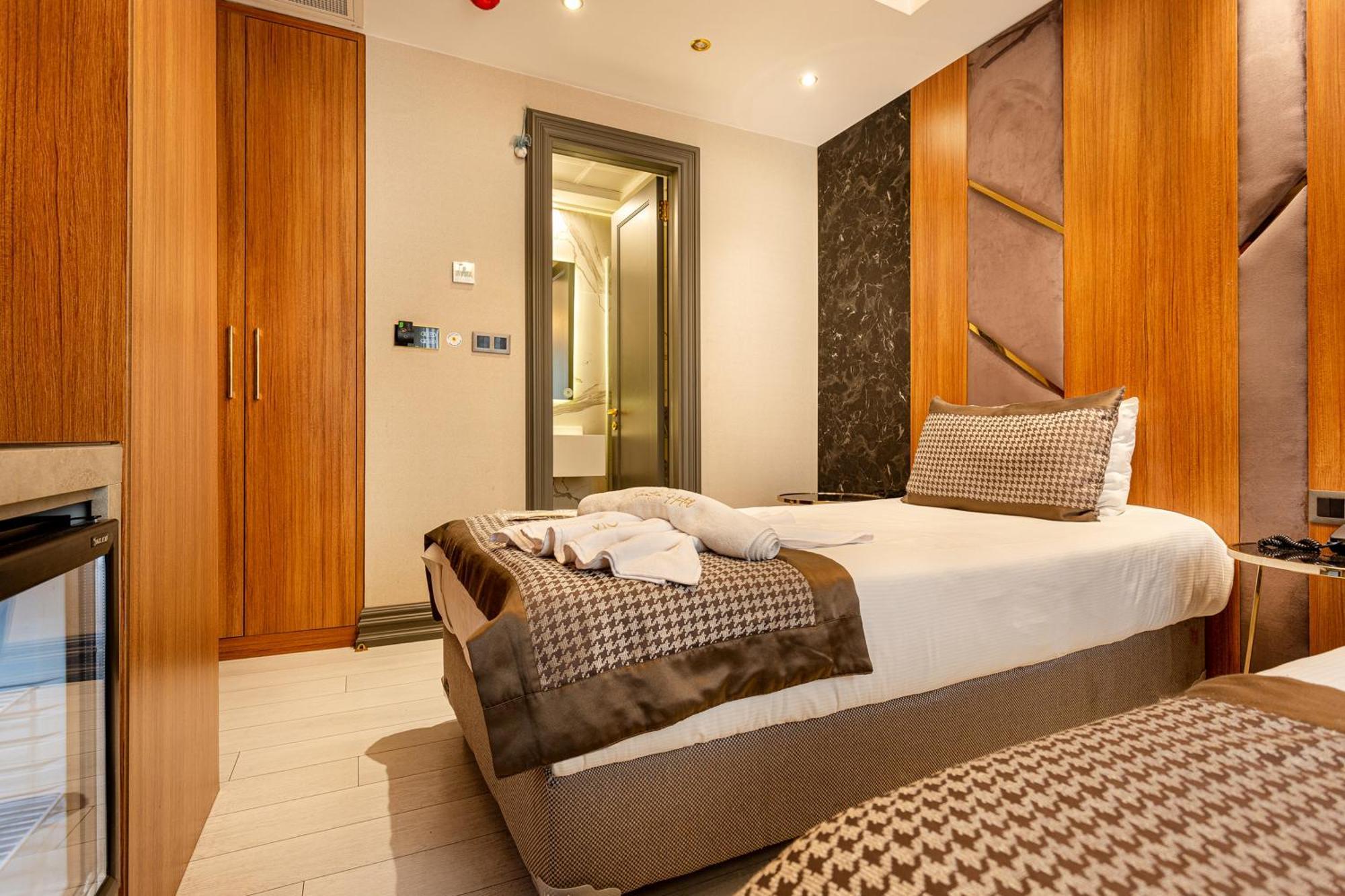 Santra Hotel อิสตันบูล ภายนอก รูปภาพ