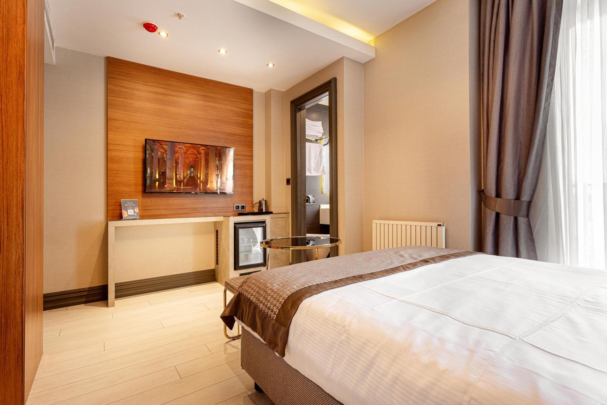 Santra Hotel อิสตันบูล ภายนอก รูปภาพ